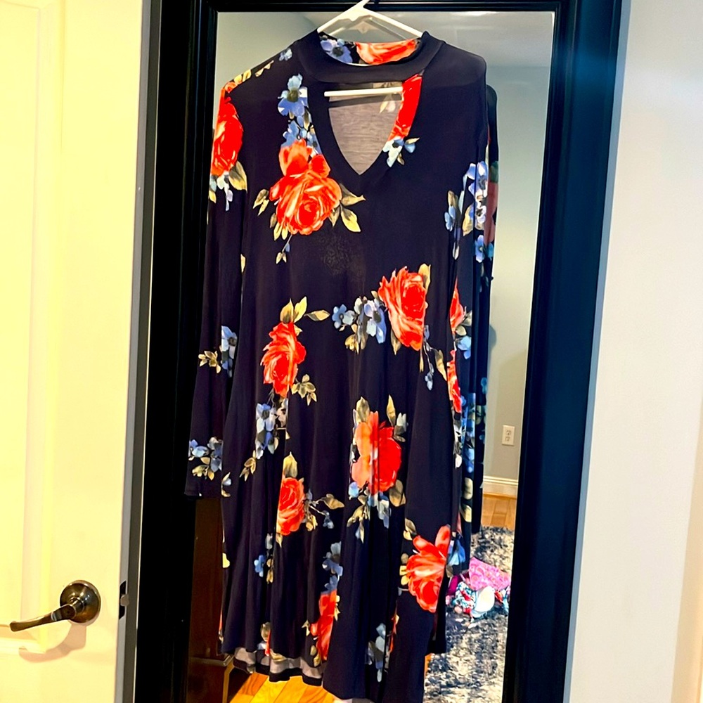 Size Large midi long sleeve.